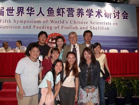 2004 (40).jpg - Sep 5~13, 2004 第5屆世界華人魚蝦營養學術研討會(5th SWCSNFFS)(會議)(中國大陸，廣東省珠海市) [5th SWCSNFFS (Zhuhai, China)]-9